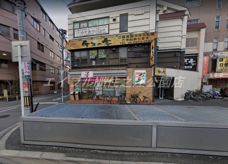 コンビニ　セブンイレブン大阪玉出駅前店（コンビニ）まで138m
