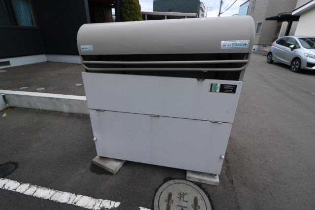 その他共有部分　専用ゴミ置き場！