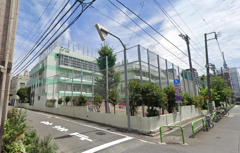 小学校　台東区立松葉小学校（小学校）まで95m