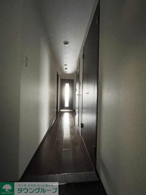 玄関　キッチン