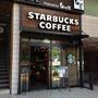 飲食店　スターバックスコーヒーホテルセントラーザ博多店（飲食店）まで585m