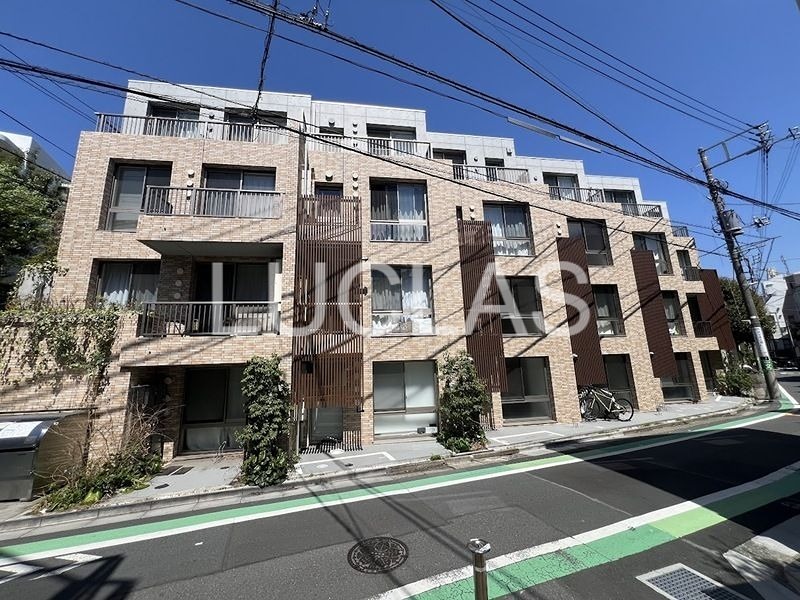 建物外観　『想いの先を照らし出す。』信頼が必要だからこそ、弊社へお任せ