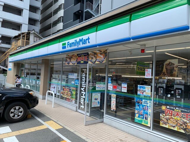コンビニ　ファミリーマート常盤町二丁目店（コンビニ）まで85m