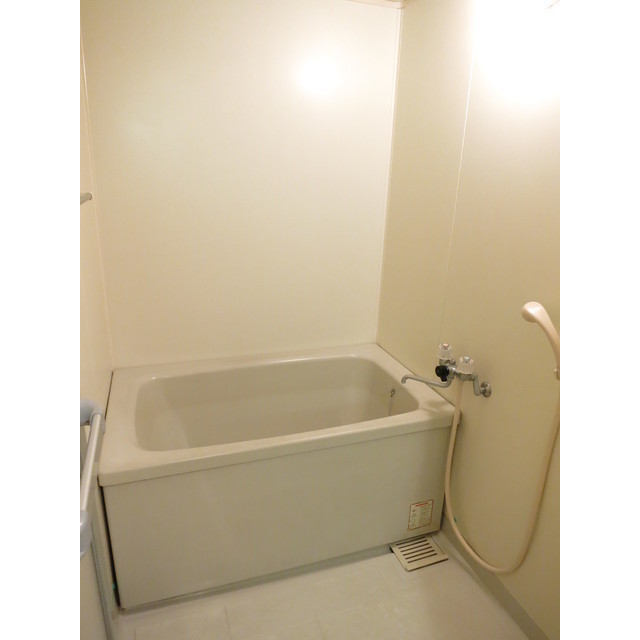 バス・シャワールーム　※同タイプ別部屋の写真になります