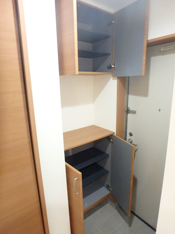 玄関　シューズBOX