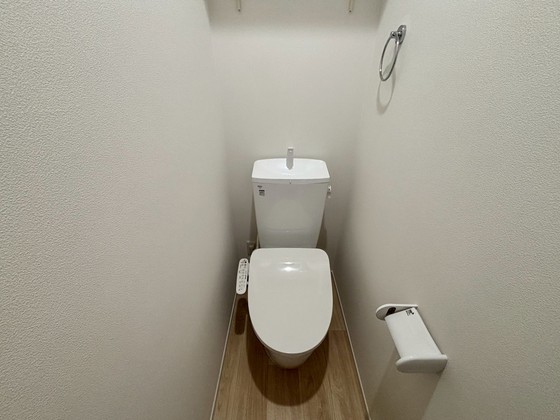 トイレ　※別部屋の写真です