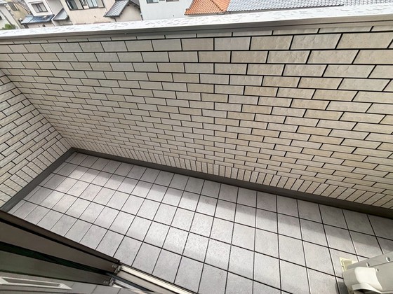 バルコニー　※別部屋の写真です