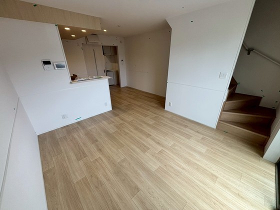 居室・リビング　※別部屋の写真です