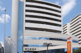 郵便局　深川郵便局（郵便局）まで734m