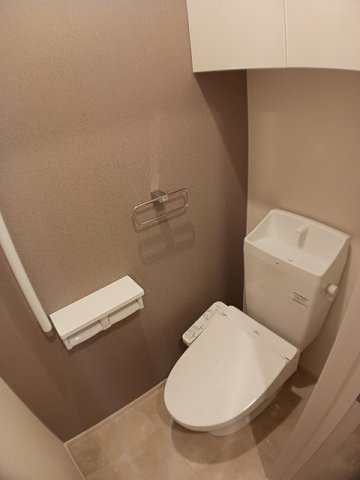 トイレ　落ち着いたトイレです