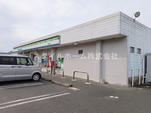 コンビニ　ファミリーマート 田原片西店（コンビニ）まで465m
