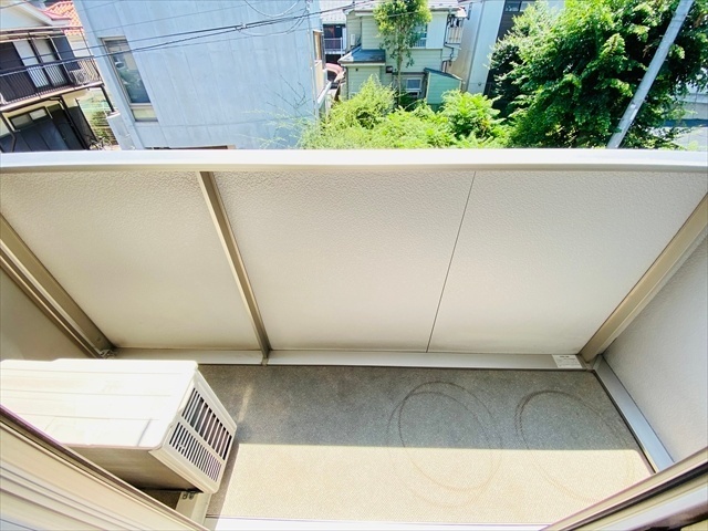 バルコニー　同一建物内２０３号室内装写真掲載