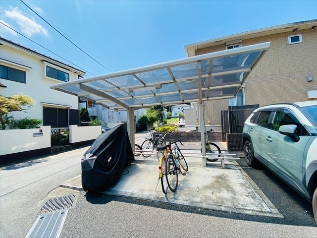 その他共有部分　同一建物内２０３号室内装写真掲載