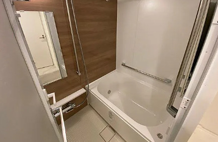 バス・シャワールーム　※別部屋の参考写真です。
