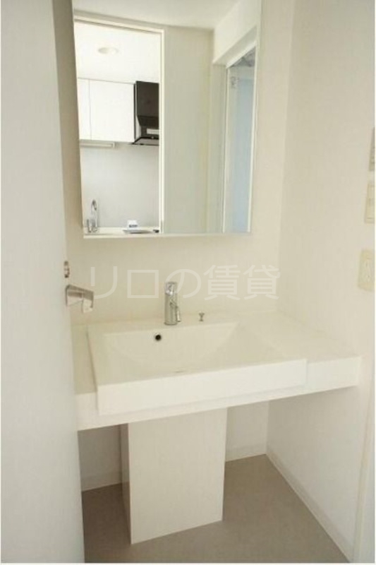 洗面設備　※別部屋参考写真