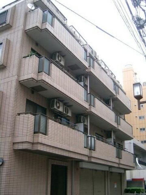 ＪＲ総武線 三鷹駅 徒歩5分 5階建 築35年の外観写真