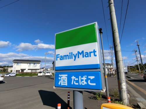 コンビニ　ファミリーマート 宮城大和杜のまち店（コンビニ）まで487m