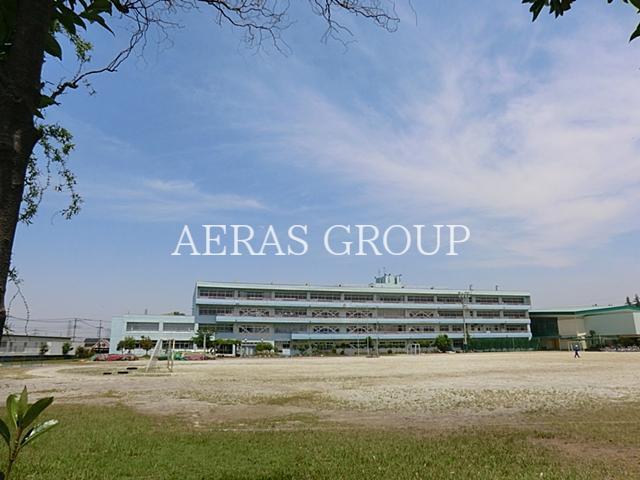 中学校　三郷市立栄中学校（中学校）まで637m