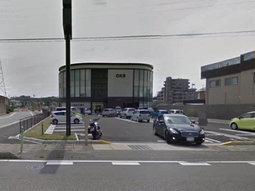 銀行　大垣共立銀行田県支店（銀行）まで611m