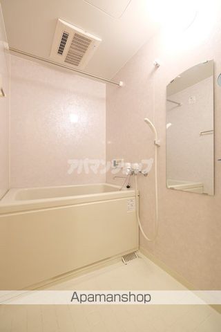 ＪＲ八高線 高麗川駅 徒歩4分 2階建 築23年の風呂写真