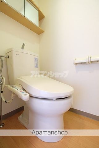 ＪＲ八高線 高麗川駅 徒歩4分 2階建 築23年のトイレ写真