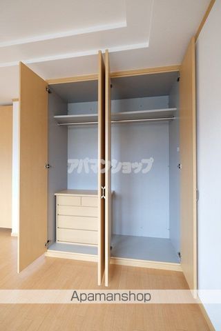 ＪＲ八高線 高麗川駅 徒歩4分 2階建 築23年の内装写真