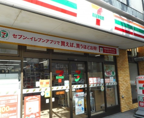 コンビニ　セブンイレブン新宿5丁目靖国通り店（コンビニ）まで39m