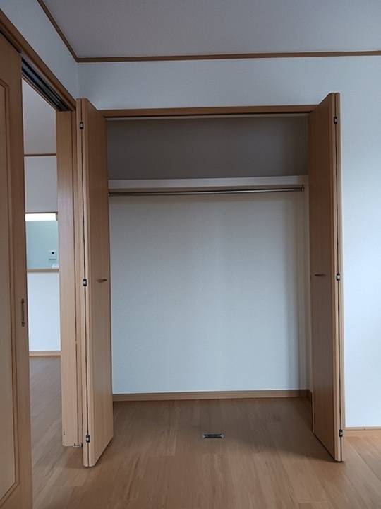 収納　クローゼット