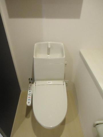 トイレ　シャワー付トイレ