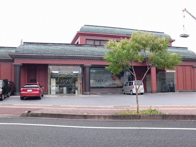 銀行　高知信用金庫神田支店（銀行）まで509m