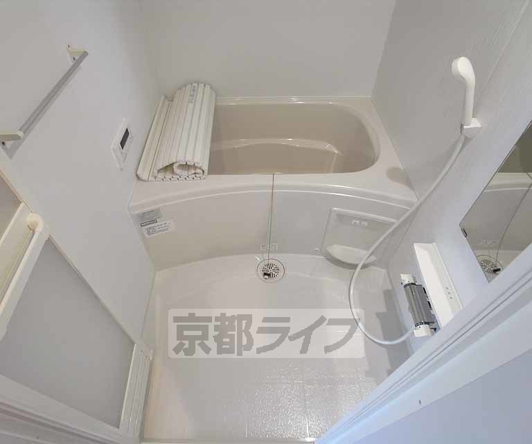 バス・シャワールーム　バスです