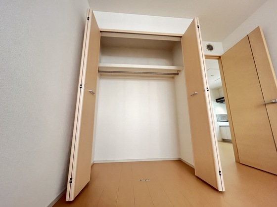 収納　※別部屋の写真です