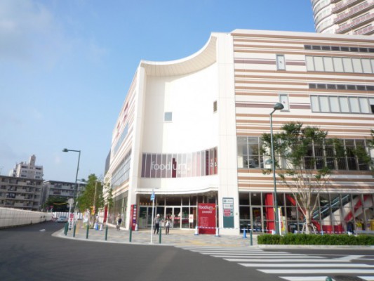 スーパー　デリド武蔵小杉店（スーパー）まで782m