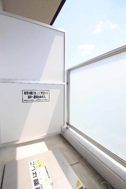 バルコニー　※別室の参考写真の為、現況優先です。