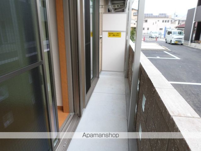 近鉄大阪線 近鉄八尾駅 徒歩15分 2階建 築12年の内装写真