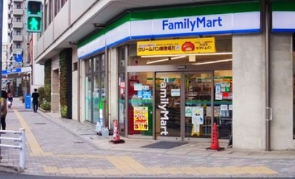 コンビニ　ファミリーマート 駒込霜降橋店（コンビニ）まで247m