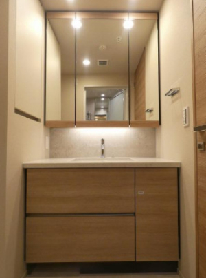 洗面設備　別部屋参考写真です