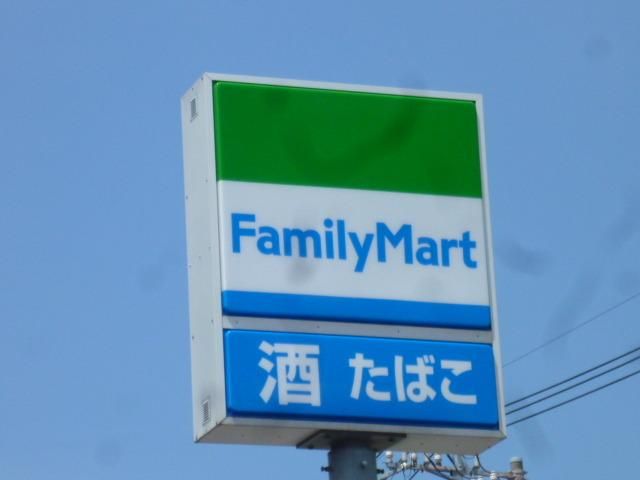 コンビニ　コンビニ（コンビニ）まで604m
