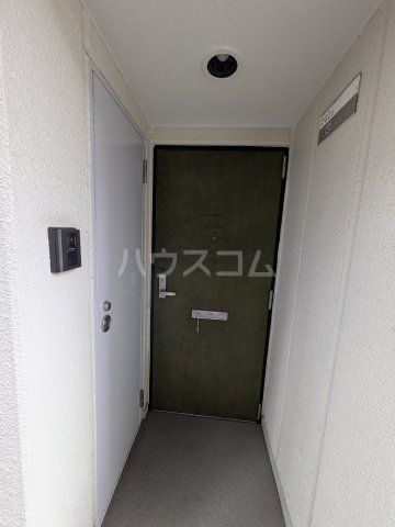 ルシオール塩焼の玄関写真