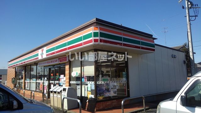コンビニ　セブンイレブン 下館横島店（コンビニ）まで423m
