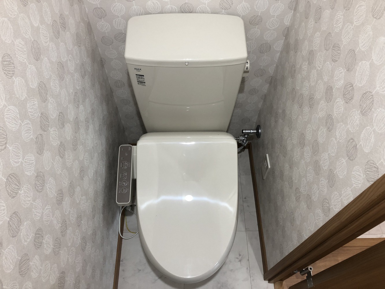 トイレ　別部屋モデルルームの写真です