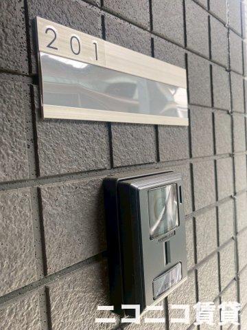 セキュリティ　別号室イメージの為、現状を優先致します。