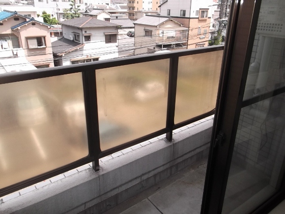 バルコニー　※別号室の写真です。