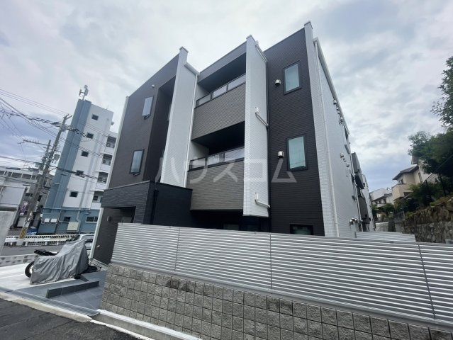リアコート関大前EASTの外観写真