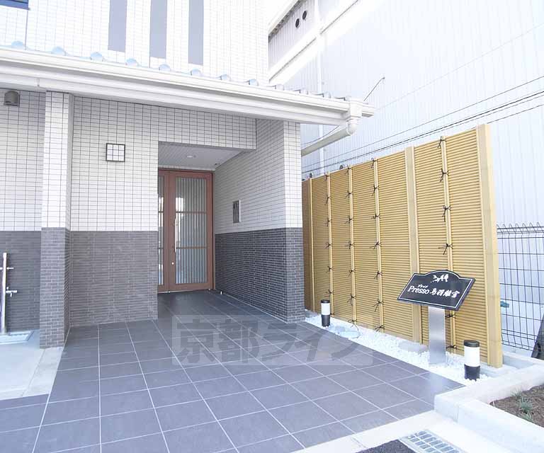 その他共有部分　建物入口です。