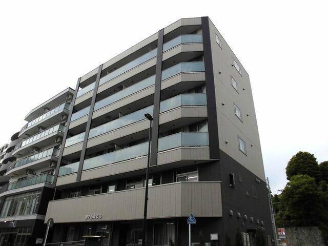 建物外観　外観タイル張りです