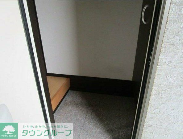 サニーテラスの玄関写真