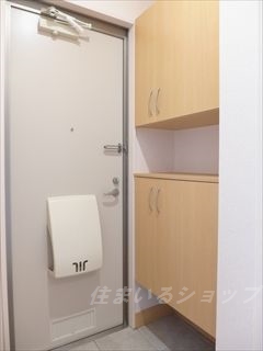 ダン・ルミエールの玄関写真
