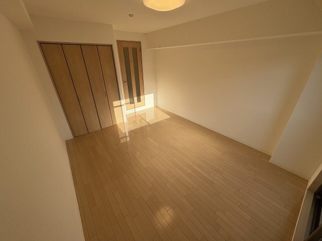 その他部屋・スペース　落ち着いて過ごせるお部屋なので、寝室にいかがでしょうか