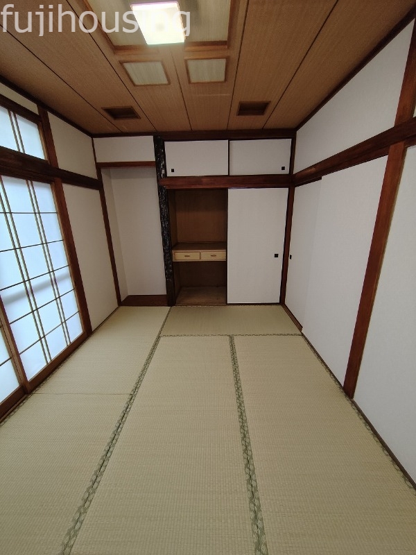 その他部屋・スペース　１Ｆ和室６帖エアコン付き